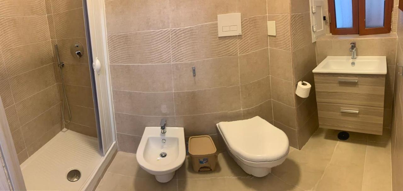Miris Home Fast And Comfortable With Self Check In 8 Minutes Walk Near Naples Airport מראה חיצוני תמונה