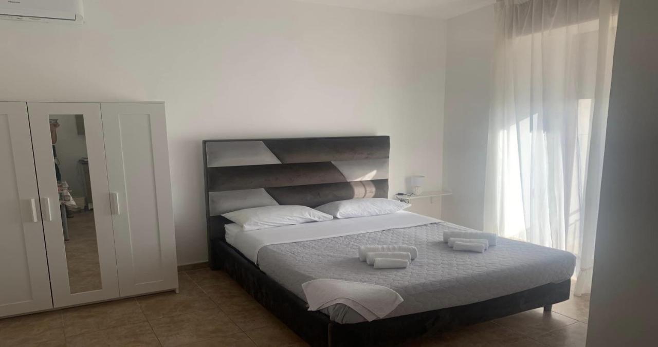 Miris Home Fast And Comfortable With Self Check In 8 Minutes Walk Near Naples Airport מראה חיצוני תמונה